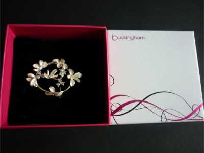 BROOCH
