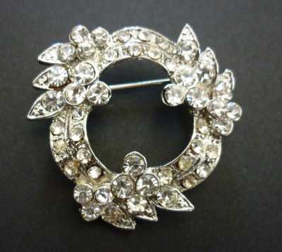 BROOCH
