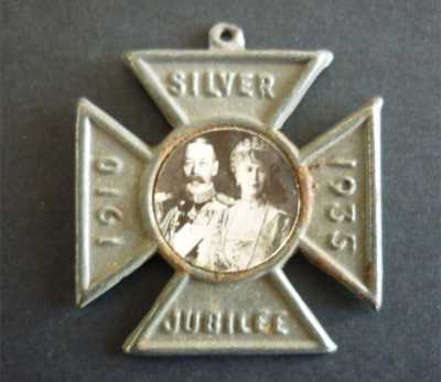 1935