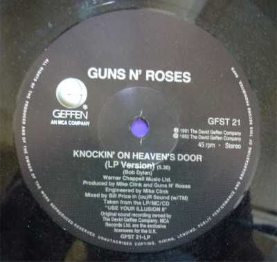 GUNS