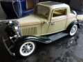 SUPERIOR SS5744 1:30 1932 FORD THREE WINDOW COUPE