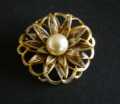 BROOCH